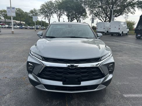 Used 2023 Chevrolet Blazer LT w/ Convenience Package AWD/4WD image 2