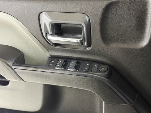 Used 2017 GMC Sierra 2500 Base 4x4 4dr Crew Cab LB w/ Sierra Convenience Package image 74