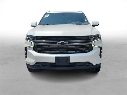 Used 2022 Chevrolet Tahoe RST w/ Luxury Package AWD/4WD image 2
