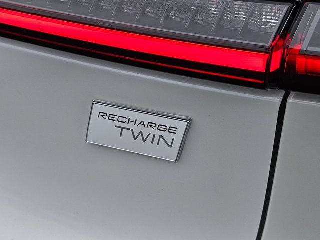 Used 2023 Volvo C40 P8 Recharge Ultimate w/ Protection Package Premier AWD/4WD image 11