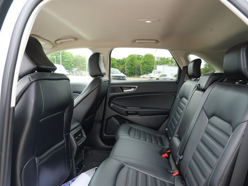 Used 2024 Ford Edge SEL w/ Convenience Package AWD/4WD image 21
