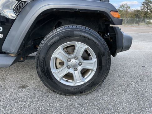 Used 2021 Jeep Wrangler Unlimited Sport image 45