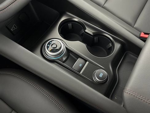 New 2026 Ford Explorer Active w/ Active Comfort Package RWD image 27
