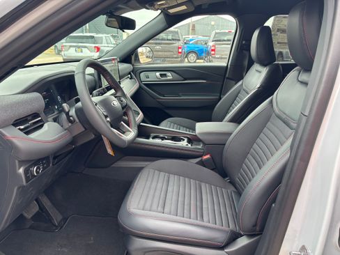 New 2026 Ford Explorer ST-Line image 9