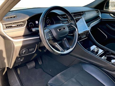 Certified 2022 Jeep Grand Cherokee L Laredo image 18