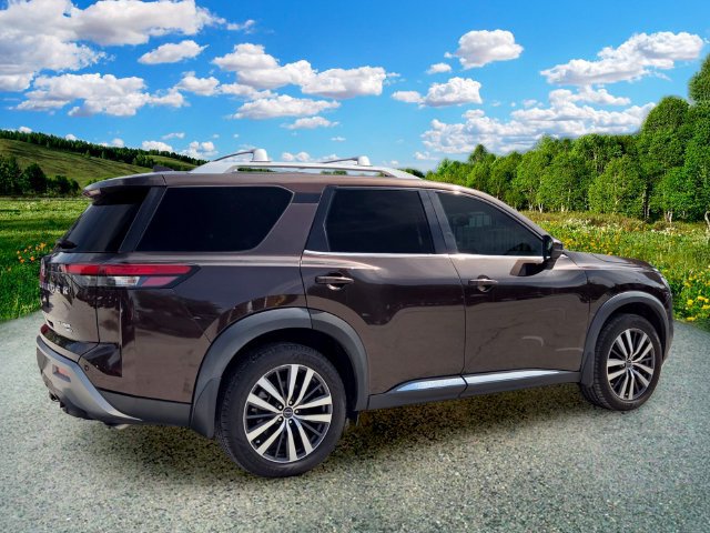 Used 2022 Nissan Pathfinder Platinum w/ Cargo Package AWD/4WD image 6