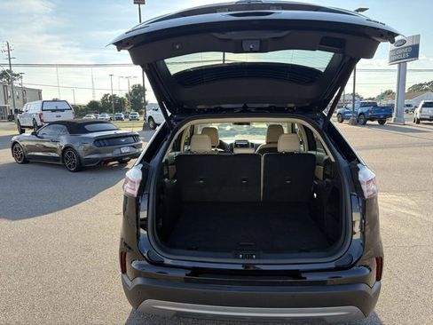 Used 2024 Ford Edge SEL w/ Convenience Package image 20