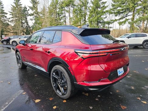 New 2026 Chevrolet Equinox EV RS image 7