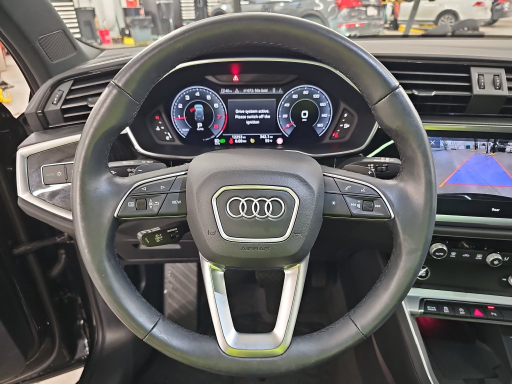 Used 2021 Audi Q3 2.0T Premium Plus AWD/4WD image 16