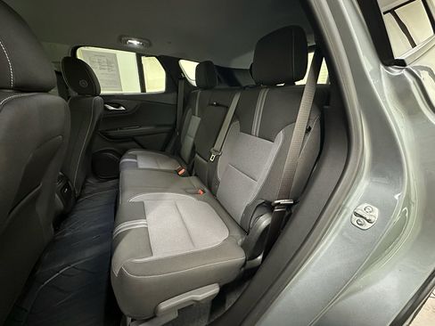 Used 2025 Chevrolet Blazer LT w/ Convenience Package FWD image 20