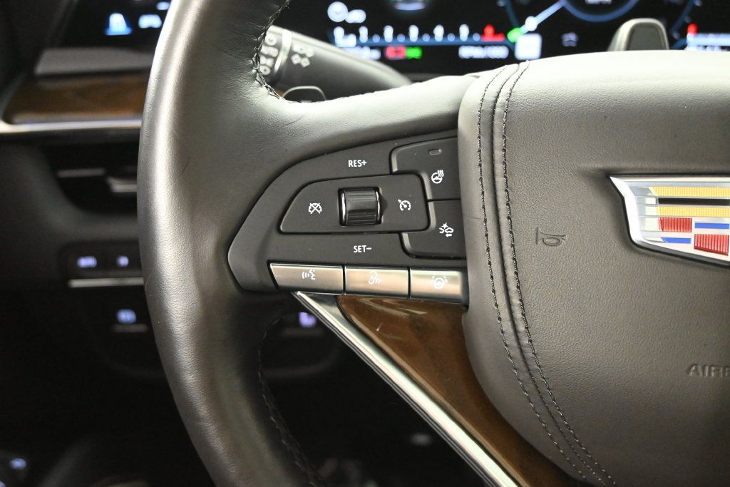 Used 2024 Cadillac Escalade Sport Platinum w/ LPO, ONYX Package AWD/4WD image 41