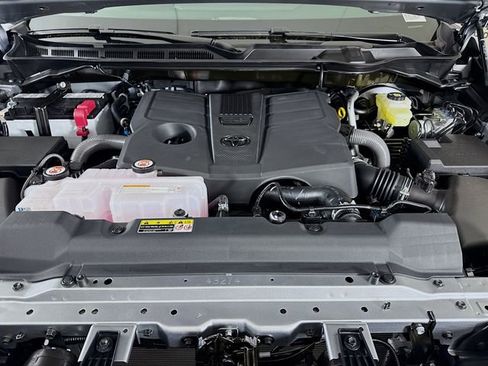 New 2026 Toyota Tundra SR5 image 28