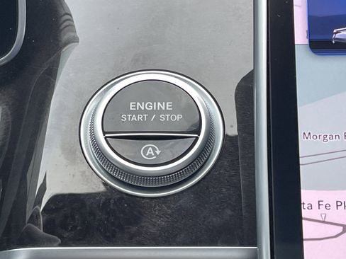 Certified 2022 Mercedes-Benz S 500 4MATIC w/ AMG Line Package image 29