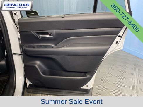 Used 2024 Toyota Grand Highlander AWD image 43