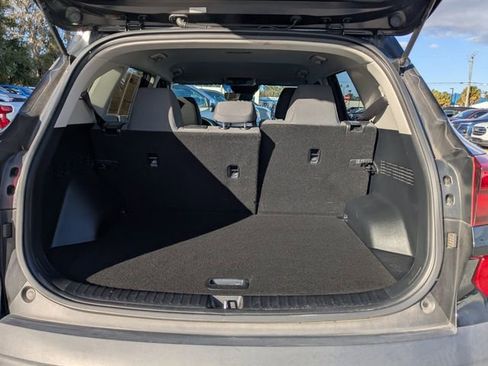 Used 2023 Kia Seltos LX image 13