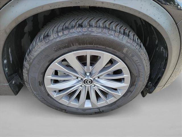 Used 2024 MAZDA CX-90 Plug-In Hybrid w/ Preferred AWD/4WD image 10