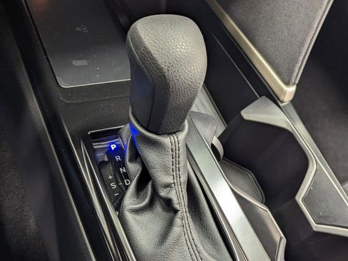 Used 2025 Toyota Camry LE w/ Convenience Package image 13