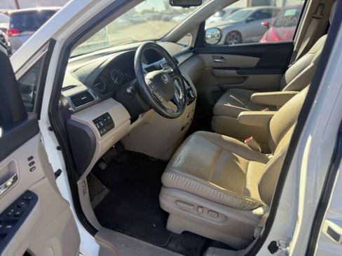 Used 2015 Honda Odyssey Touring image 10