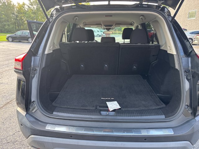 Used 2022 Nissan Rogue SV AWD/4WD image 17