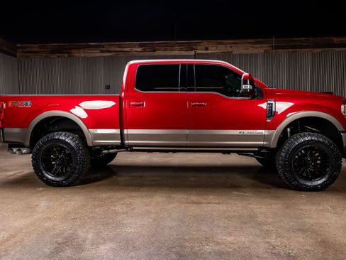 Used 2020 Ford F250 King Ranch w/ King Ranch Ultimate Package image 11