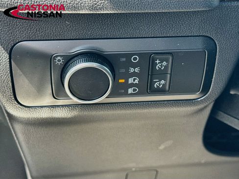 Used 2025 Ford Escape ST-Line FWD image 13