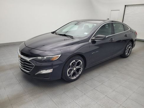 Used 2023 Chevrolet Malibu LT w/ Driver Confidence Package FWD image 2