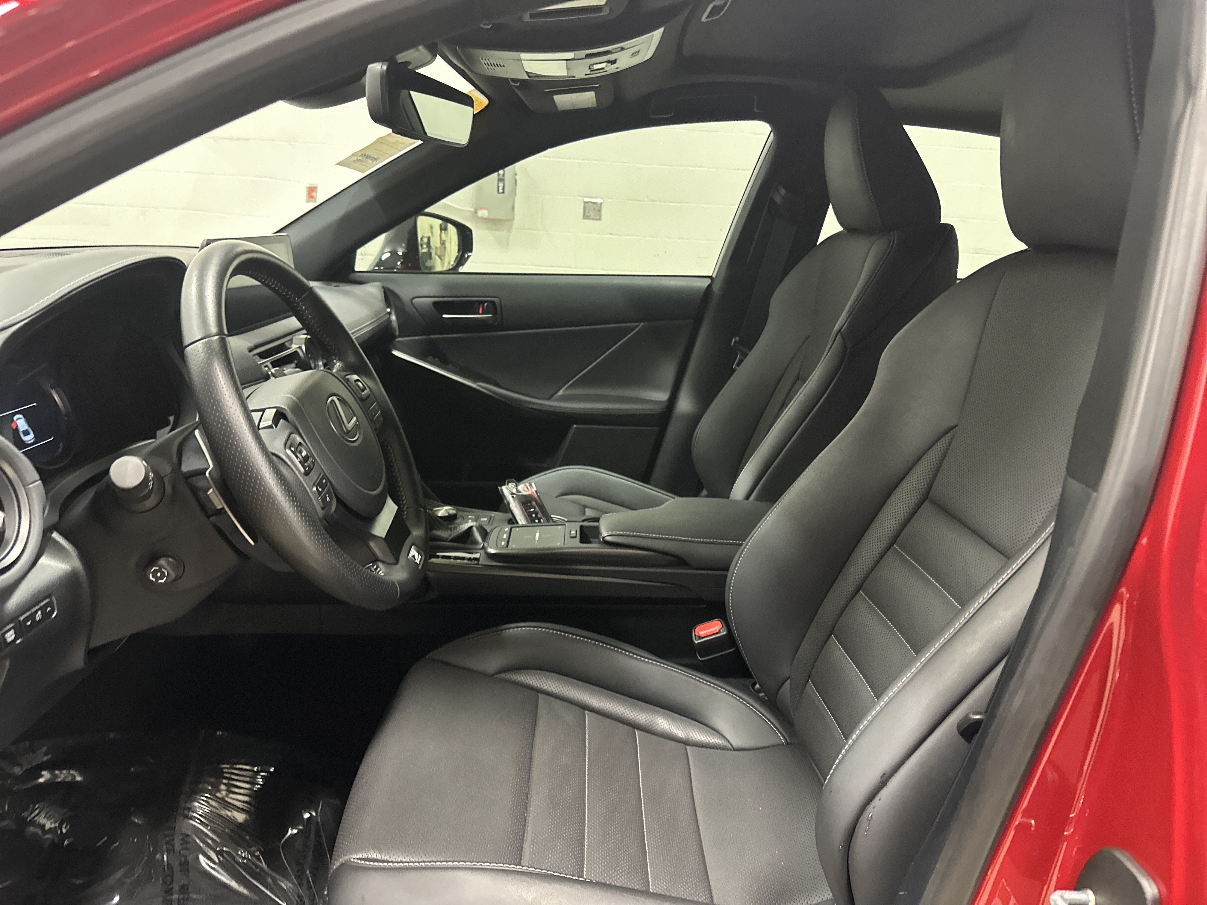 Used 2025 Lexus IS 350 F Sport w/ Navigation Package AWD/4WD image 16