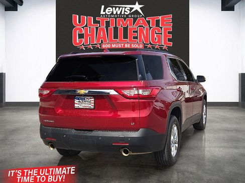 Used 2021 Chevrolet Traverse LT image 4