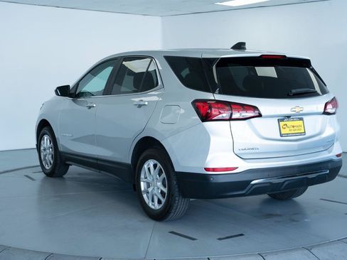 Used 2022 Chevrolet Equinox LT w/ Driver Convenience Package AWD/4WD image 6