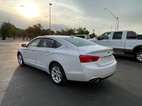Used 2018 Chevrolet Impala Premier FWD image 3