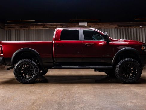 Used 2024 RAM 2500 Rebel AWD/4WD image 11