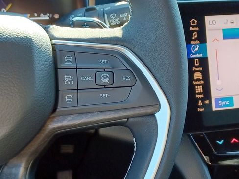 New 2026 Jeep Grand Cherokee L 4WD image 16