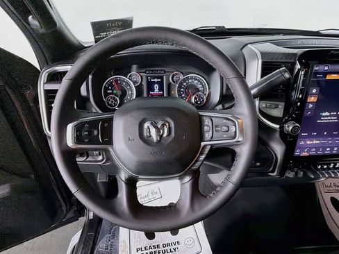 Used 2025 RAM 2500 Big Horn AWD/4WD image 11