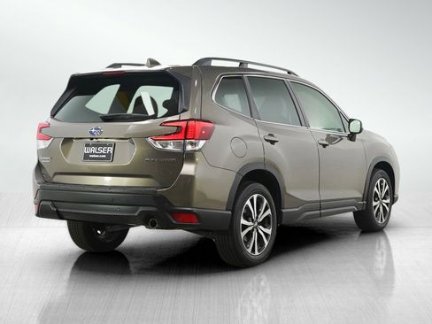 Used 2020 Subaru Forester Limited AWD/4WD image 5