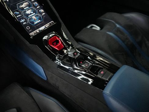 Used 2023 Lamborghini Huracan Tecnica RWD image 43