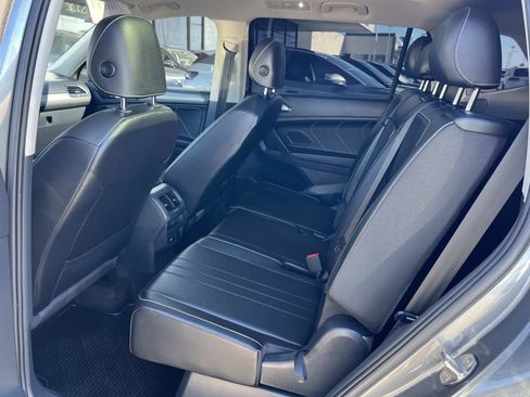 Certified 2022 Volkswagen Tiguan SE w/ Panoramic Sunroof Package image 21