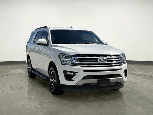 Used 2020 Ford Expedition XLT image 13
