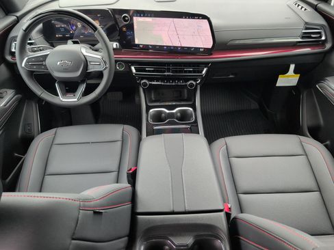 New 2026 Chevrolet Traverse Z71 w/ Enhanced Driving Package AWD/4WD image 29