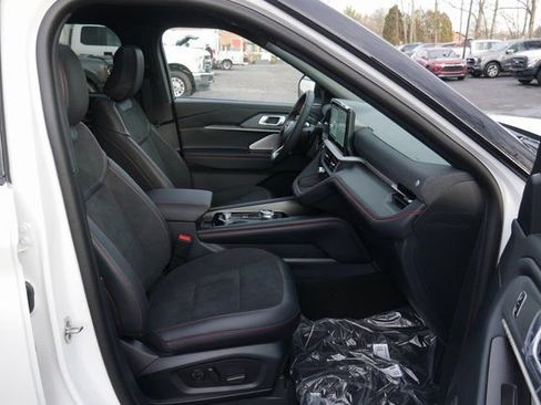 New 2026 Ford Explorer ST w/ Sun And Sound Package image 28