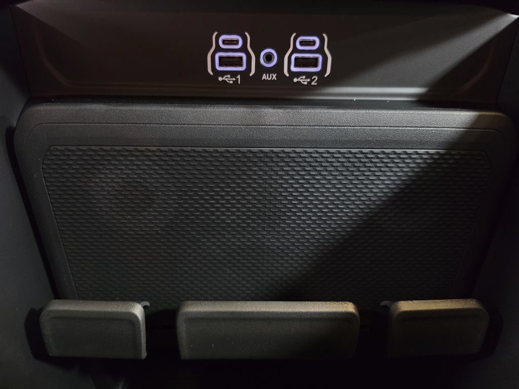 New 2027 RAM 3500 Big Horn AWD/4WD image 25