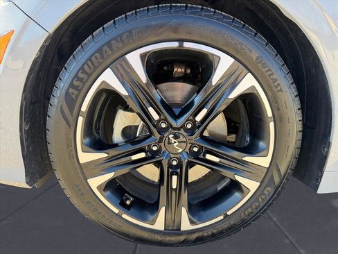 Used 2023 Kia K5 GT-Line image 10