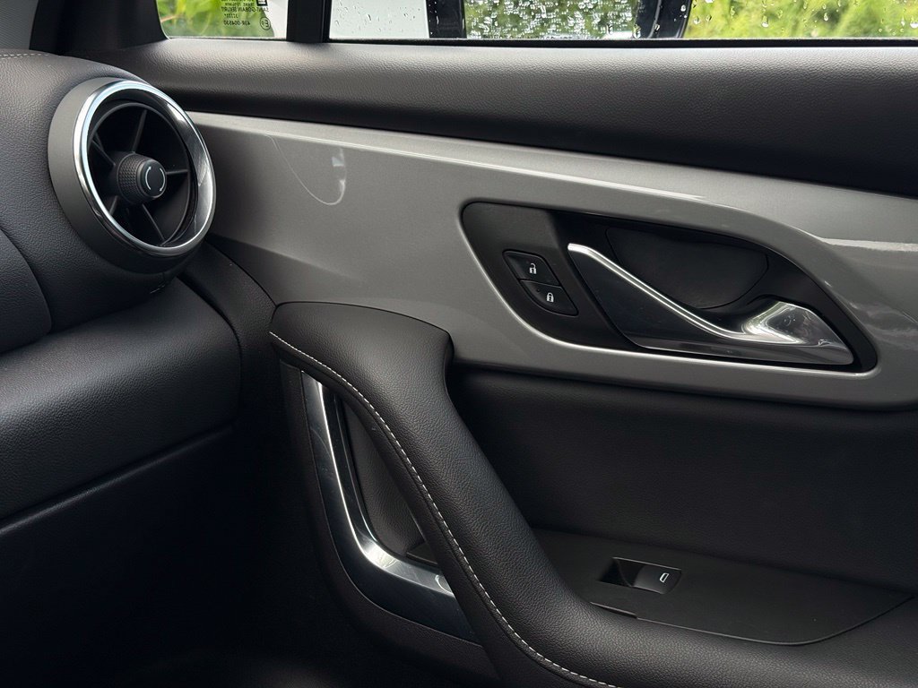 Used 2024 Chevrolet Blazer LT w/ Convenience Package FWD image 41