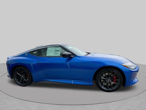 New 2024 Nissan Z Performance w/ Floor Mat Package RWD image 33