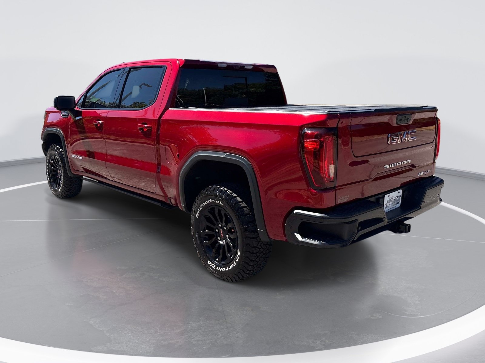 Used 2023 GMC Sierra 1500 AT4X AWD/4WD image 6