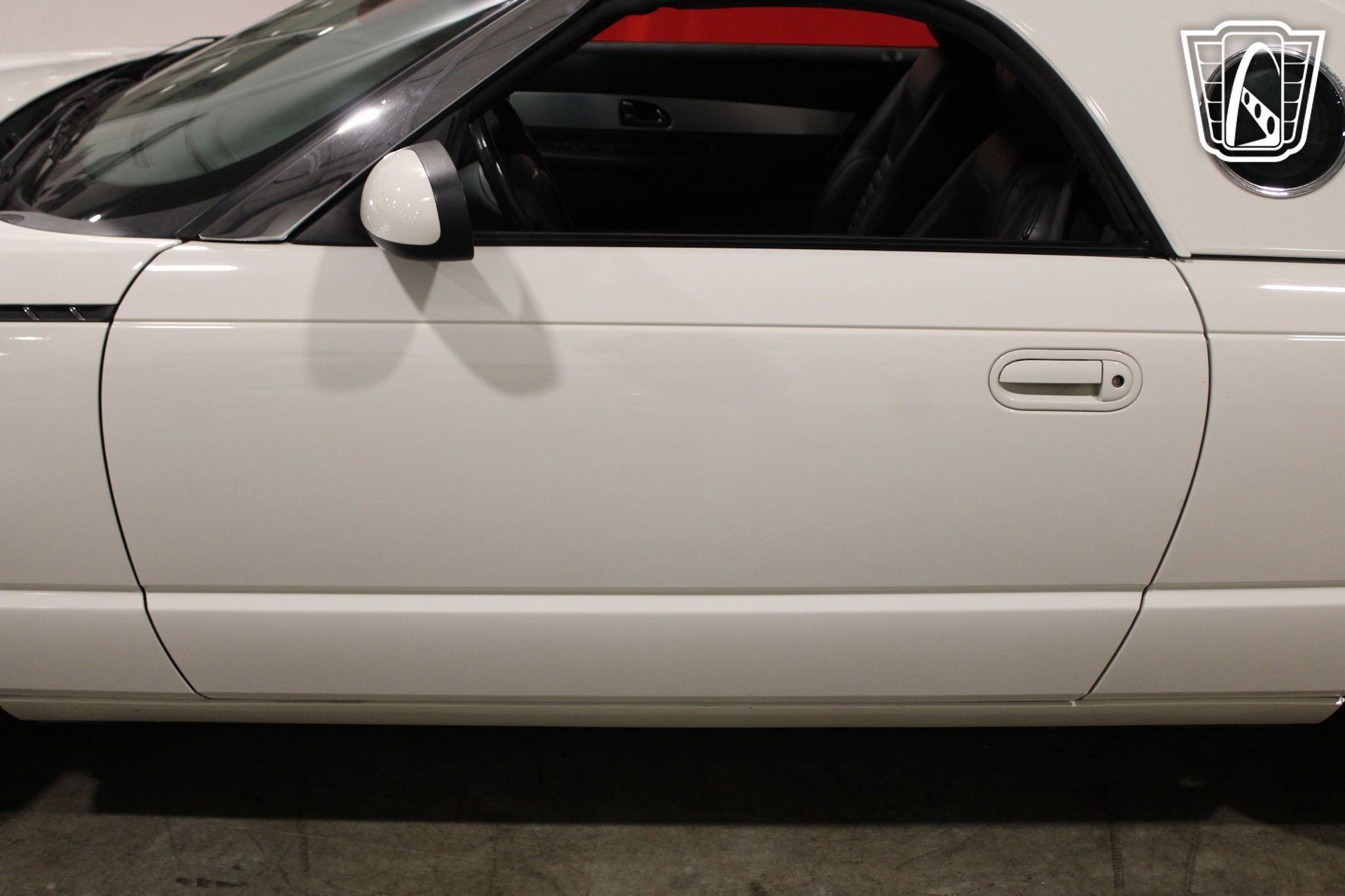 Used 2002 Ford Thunderbird RWD image 40