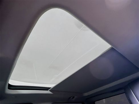 Used 2024 Toyota Tundra Limited image 19