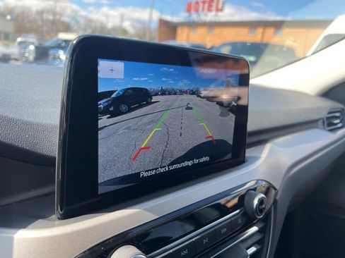 Certified 2022 Ford Escape SEL image 13