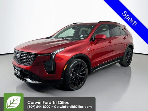 Used 2025 Cadillac XT4 Sport w/ LPO, Red Accent Package AWD/4WD image 5