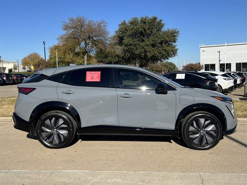 Certified 2023 Nissan Ariya AWD image 3