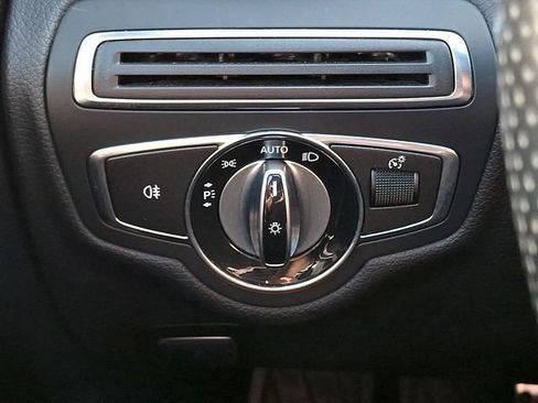 Used 2015 Mercedes-Benz C 300 4MATIC Sedan image 25